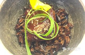 Wild Rice Wine Braised Pork