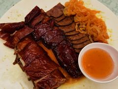 鸿运烧味拼盘-稻香酒家·33年老字号·港式粤菜(富邦中心店)