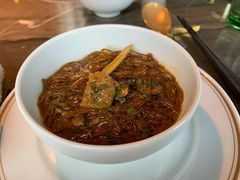 沙蒜烧豆面-新荣记(BFC外滩金融中心店)