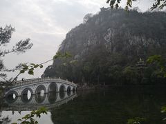 -星湖旅游景区七星岩