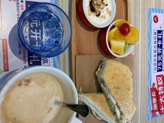 -必胜客(绿地新都会店)