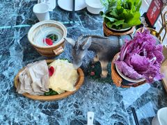 -慢丽江·云南野生菌土鸡锅(西山店)