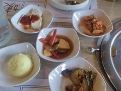 开胃小菜-郑阿姨的家·이모네·韩料&烤肉(武川路店)