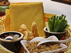 -鲁菜根·泰山菜(泰山店)