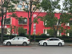 -蓝天国际游泳培训基地(华腾园店)