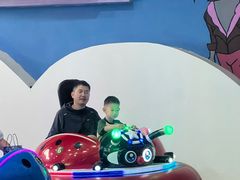 -蓝精灵乐园·世茂精灵之城主题乐园