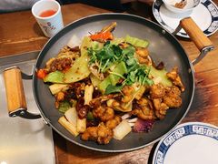 干锅牛蛙-小浒娘(兴贤商业广场店)