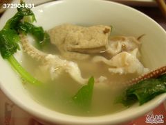 猪肺鱿鱼淡菜榨菜片之杂锦汤-潮汕铺老店(甜水井店)