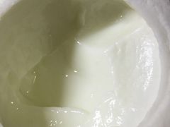 -志龙皇冠吃货椰子铺