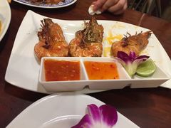-Dang restaurant (patong phuket)