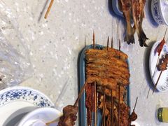 -三毛烤羊腿(乐园路总店)