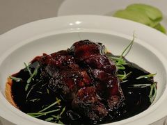 招牌焦糖黑叉烧-维园悦谱·海派家常菜(乌鲁木齐南路店)