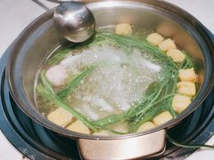 -喃喃椰·糟粕醋·椰子鸡火锅(七堡花园店)