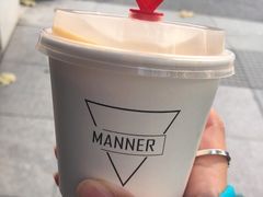 燕麦拿铁-Manner Coffee(芮欧百货店)