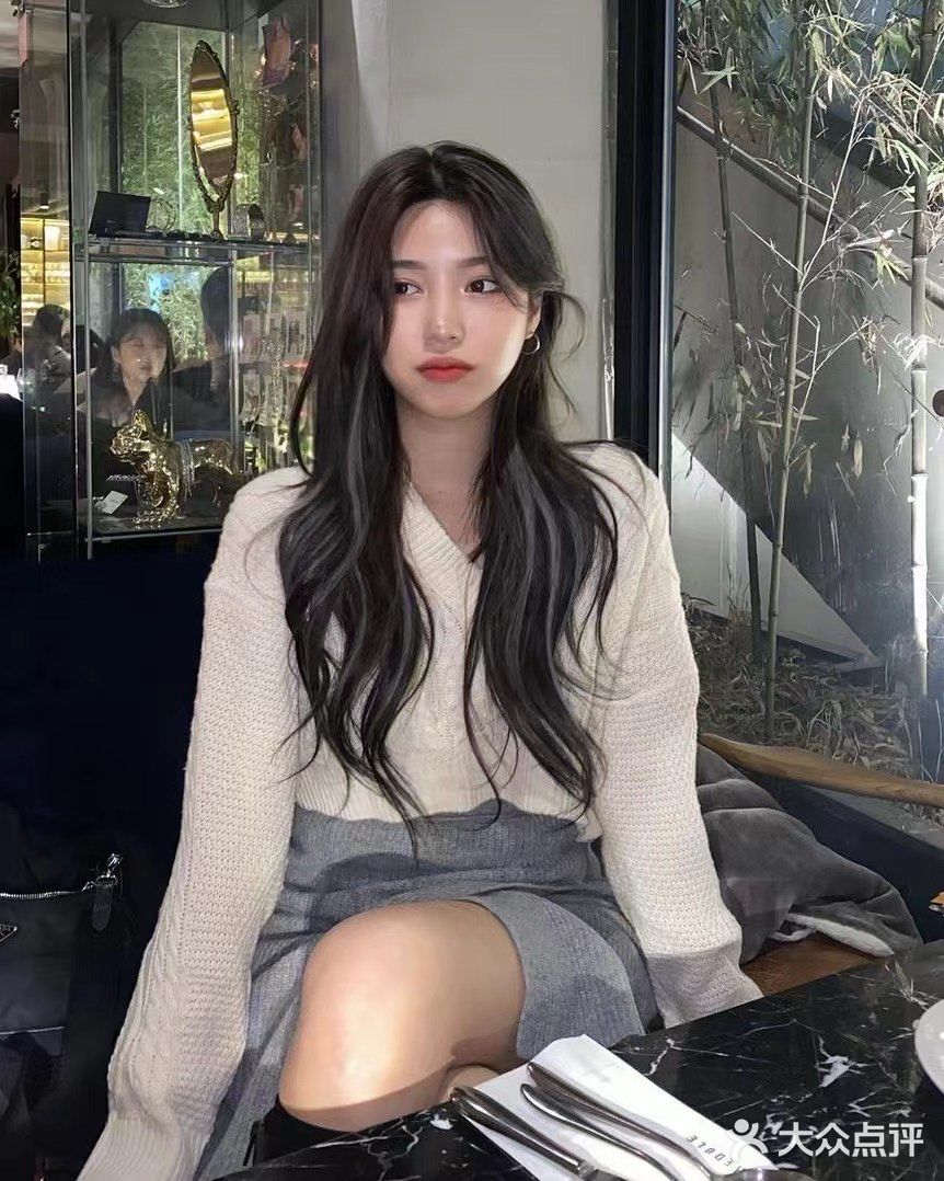 绝绝子羽毛接发挑染