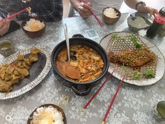 -天天向上素食餐厅(五台山店)