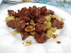 黑蒜子牛肉粒-清真鸿起来饭庄(复兴路店)
