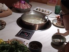 -喃喃椰·糟粕醋·椰子鸡火锅(七堡花园店)