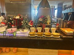 -亚龙湾希尔顿自助餐厅·海鲜·烧烤·沙滩BBQ·现场乐队
