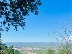 -鸡鸣山旅游景区