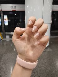 -小黑瓶美甲美睫