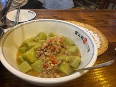 -富正毅三下锅·湘西韵味(天门山索道店)