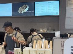 -喜茶(慈溪银泰城店)