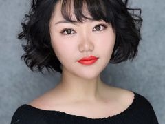 老师风采-金夫人化妆摄影职业培训学校