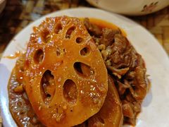 -爆炸头阿姨小四川正宗川味小吃(无任何分店)