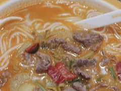 -粉小主·贵州酸汤牛肉粉(南京仙林金鹰店)