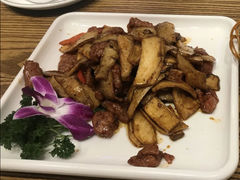 杏鲍菇炒牛肉-茂盛小吃(蓝田店)