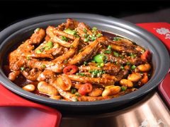 糯香鸭掌-龙少爷碳火干锅(环球中心店)