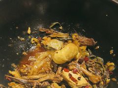 -玺炖·中国铁锅炖(南京东路店)