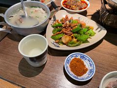 -肖四女乐山跷脚牛肉(世博源店)