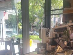 -Dogi&kiki Coffee(中心商务大厦店)