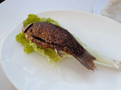 香茅草烤鲫鱼-蝴蝶泉宾馆-中餐厅