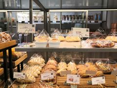 -顶东面包花园·生日蛋糕(世博店)