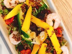 鲜虾牛油果轻体沙拉-dotcom coffee古点咖啡(致真大厦店)