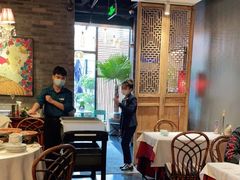 大堂-小河盐帮·私家菜·烤鸭(三元桥·霄云路店)