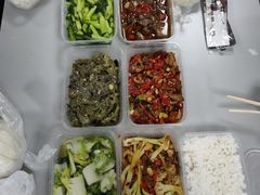 -俏湘厨•地道湘菜(建华南路店)