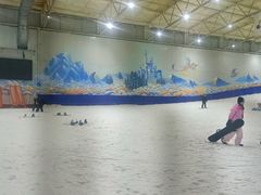 -乔波室内滑雪场
