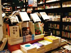 -西西弗书店&矢量咖啡(凯德晶萃广场店)