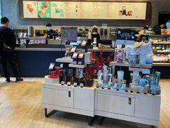 -星巴克臻选(上海陆家嘴中心店)