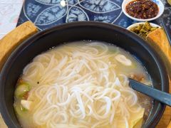 -桥香园过桥米线(国贸店)