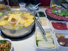 -潮汕酱记鲜牛肉火锅(欧尚店)