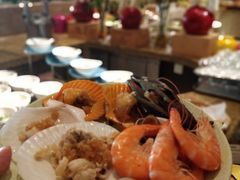 -华邑酒店·鲜艳全日自助餐厅