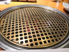 -唯成•韩国炭火烤肉 유성고기