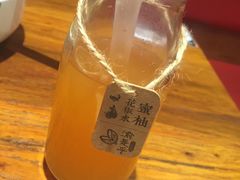 -渝是乎川渝小炒(新世界百货望京店)