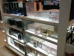 -日上免税店(三径路t3店)