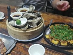 -蚝美人·生蚝海鲜烧烤(茶花园店)